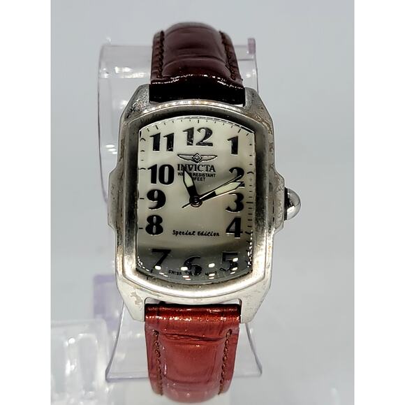 Invicta Women\'s 5168 Baby Lupah Collection Mother-of-Pearl Dial Shiny Leather main image 7